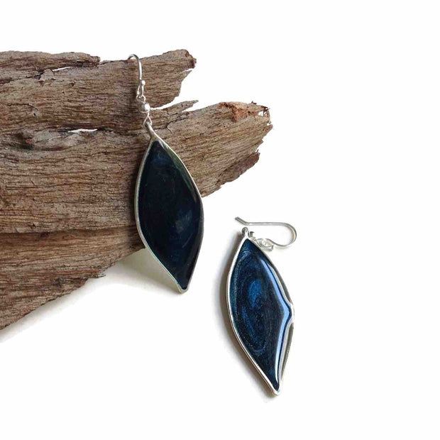 Anthos Leaf Drop Earrings Pearl Gray Sterling Silver | Carla De La Cruz Jewelry